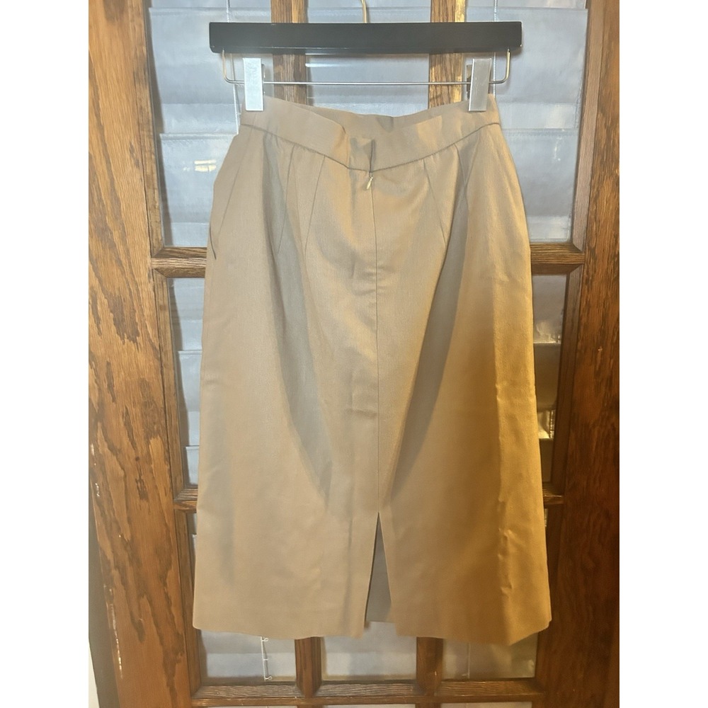 Burberry's Beige Tan Solid Lined Pleated Knee Length Skirt Size 6 Pure Wool - Picture 5 of 13